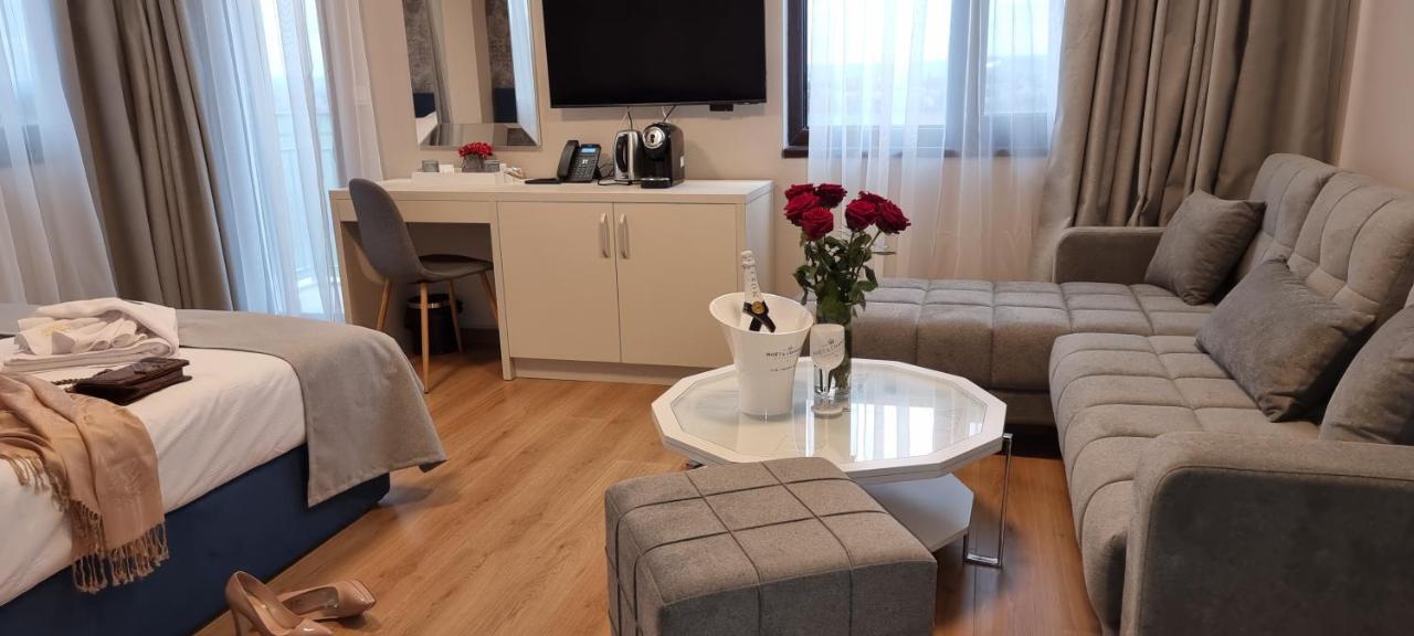 Park Hotel Viasport Gorni Dubnik Экстерьер фото